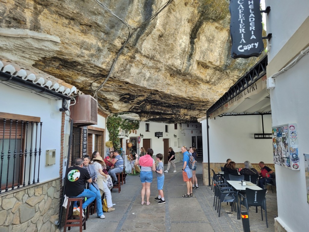 Foto: Centro histórico - Setenil de las Bodegas (Cádiz), España