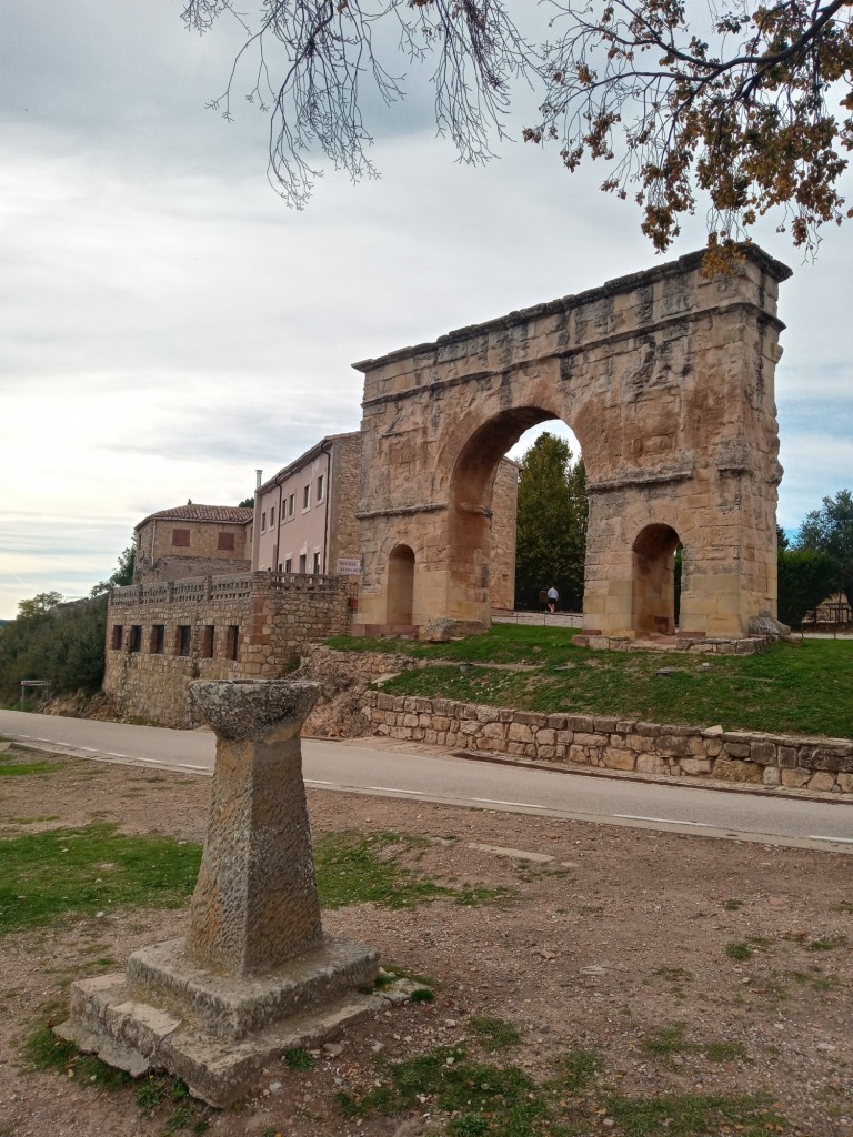 Foto: Arco romano - Medinaceli (Soria), España