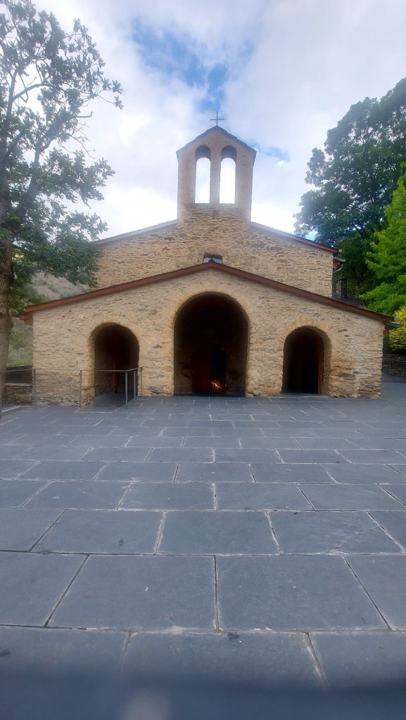 Foto de Santuario de N.S. de Meritxell, Andorra