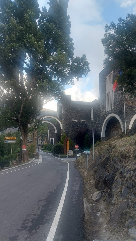 Foto de Santuario de N.S. de Meritxell, Andorra