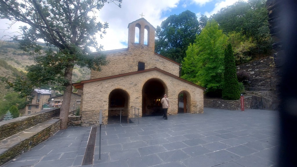 Foto de Santuario de N.S. de Meritxell, Andorra