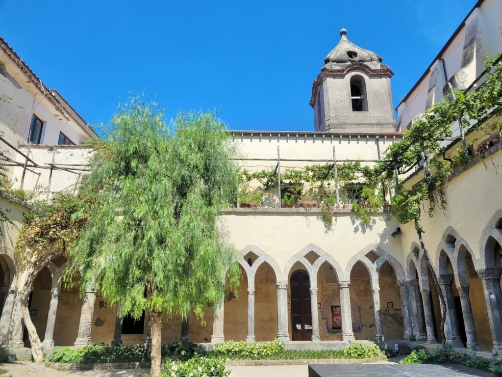 Foto: Claustro de San Francisco - Sorrento (Campania), Italia