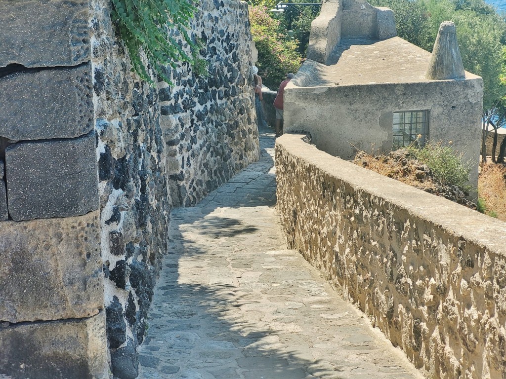 Foto: Castillo Aragonés - Ischia (Campania), Italia