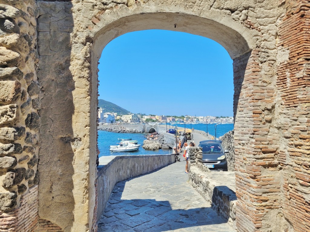 Foto: Castillo Aragonés - Ischia (Campania), Italia