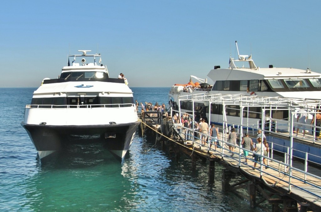 Foto: Embarcando - Ischia (Campania), Italia