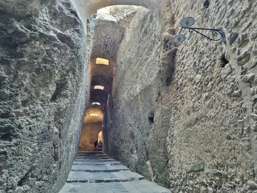 Foto: Castillo Aragonés - Ischia (Campania), Italia