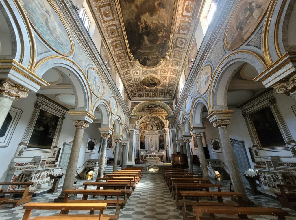 Foto: Iglesia de San Francisco - Sorrento (Campania), Italia