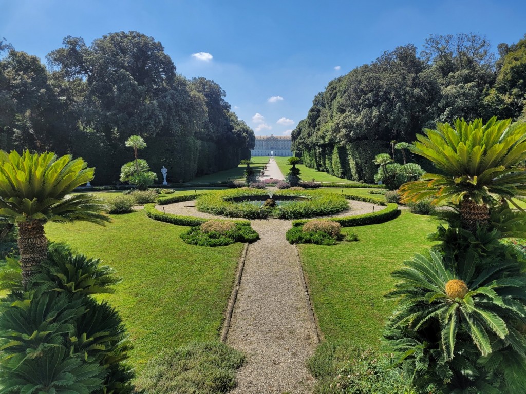 Foto: Jardines del Palacio Real - Caserta (Campania), Italia