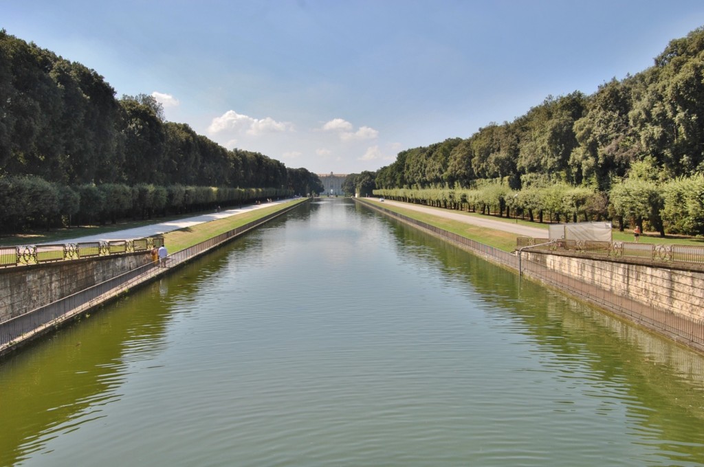 Foto: Jardines del Palacio Real - Caserta (Campania), Italia