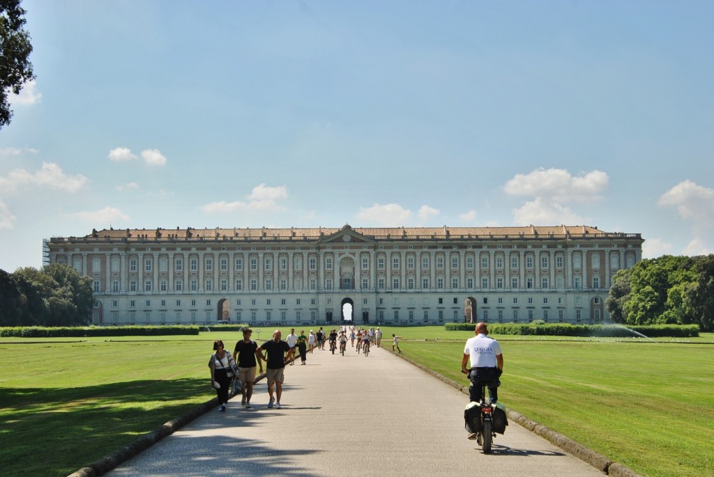 Foto: Jardines del Palacio Real - Caserta (Campania), Italia