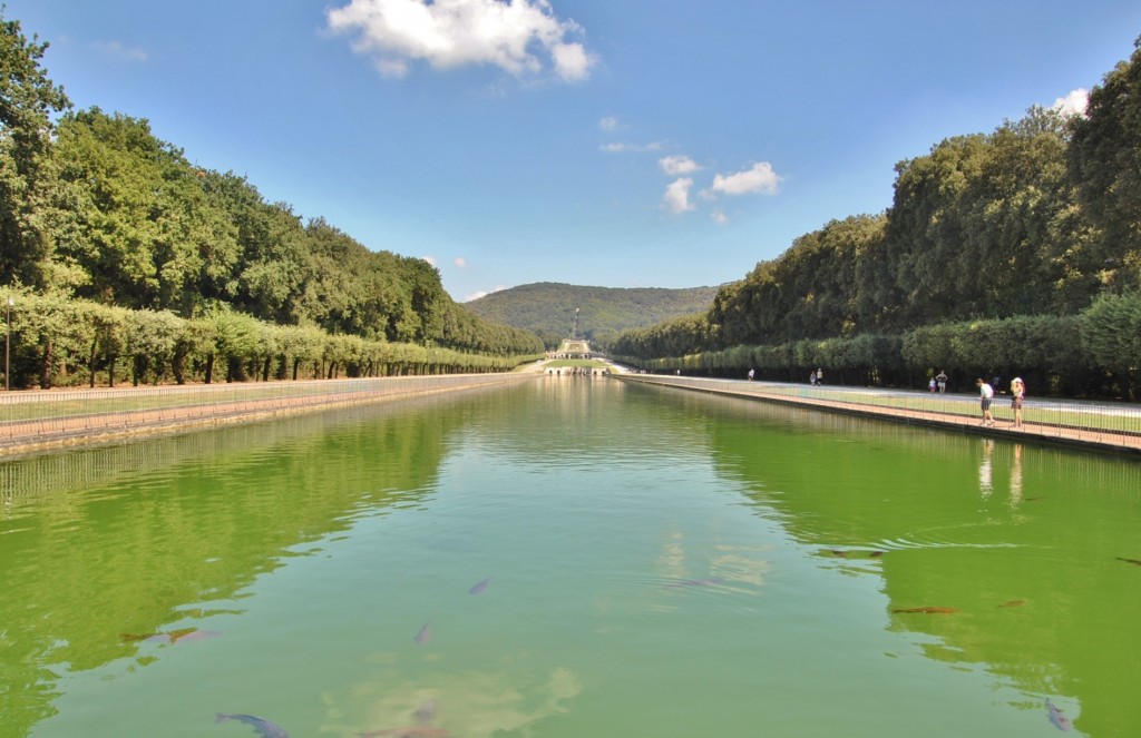 Foto: Jardines del Palacio Real - Caserta (Campania), Italia