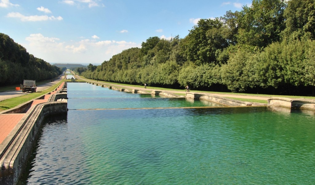 Foto: Jardines del Palacio Real - Caserta (Campania), Italia