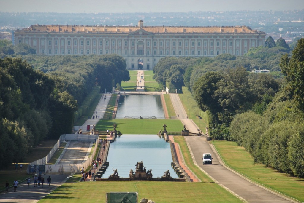 Foto: Jardines del Palacio Real - Caserta (Campania), Italia