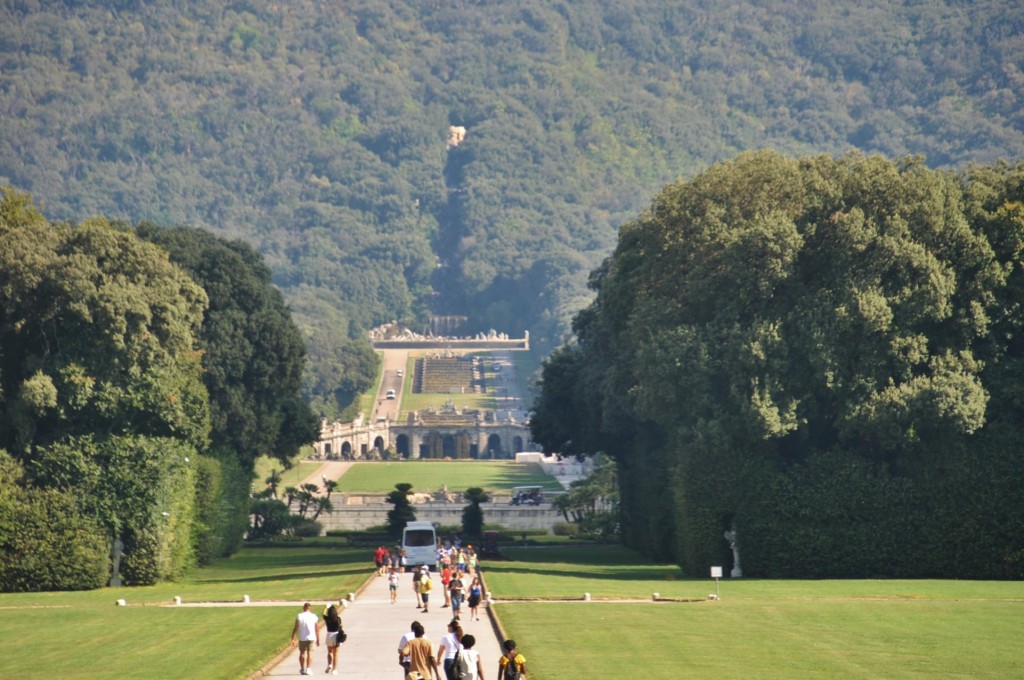 Foto: Jardines del Palacio Real - Caserta (Campania), Italia