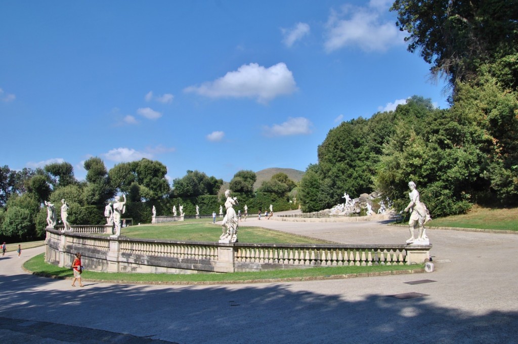 Foto: Jardines del Palacio Real - Caserta (Campania), Italia