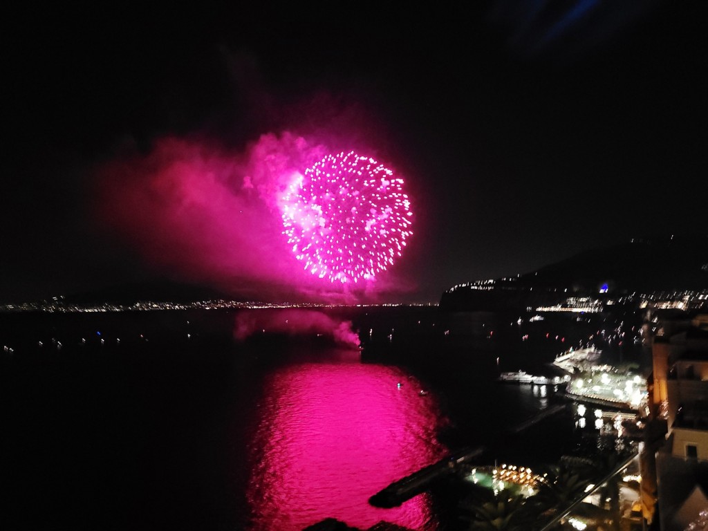 Foto: Fuegos artificiales - Sorrento (Campania), Italia