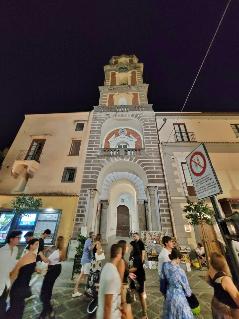 Foto: Vista nocturna - Sorrento (Campania), Italia