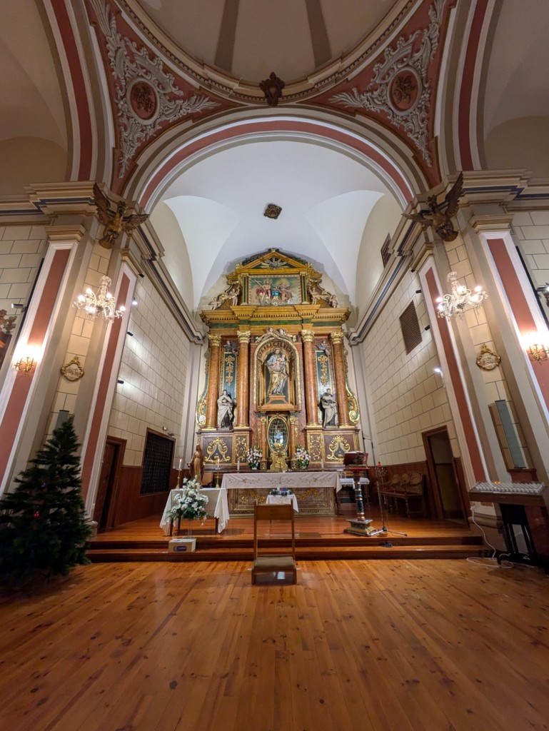 Foto: La Reina de Radio María en el convento de las MM Carmelitas - Maluenda (Zaragoza), España