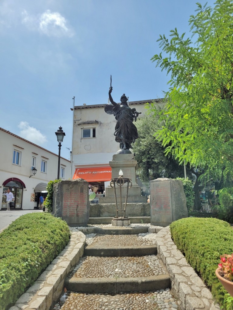 Foto: Centro histórico - Anacapri (Campania), Italia