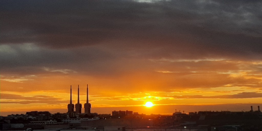 Foto: Amanecer - Sant Adrià de Besòs (Barcelona), España