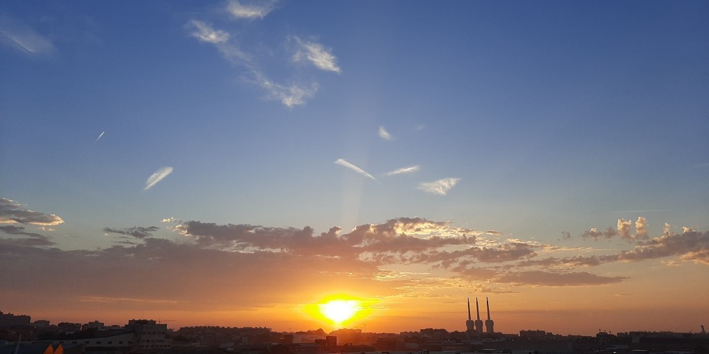 Foto: Amanecer - Sant Adrià de Besòs (Barcelona), España