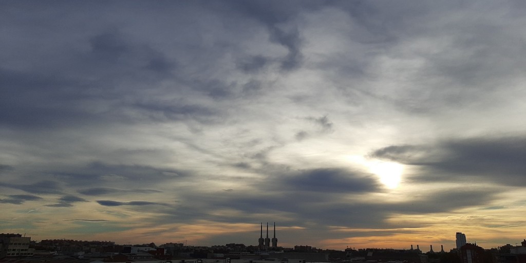 Foto: Amanecer - Sant Adrià de Besòs (Barcelona), España