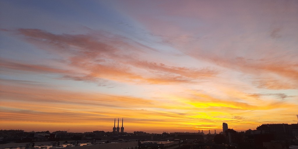 Foto: Amanecer - Sant Adrià de Besòs (Barcelona), España