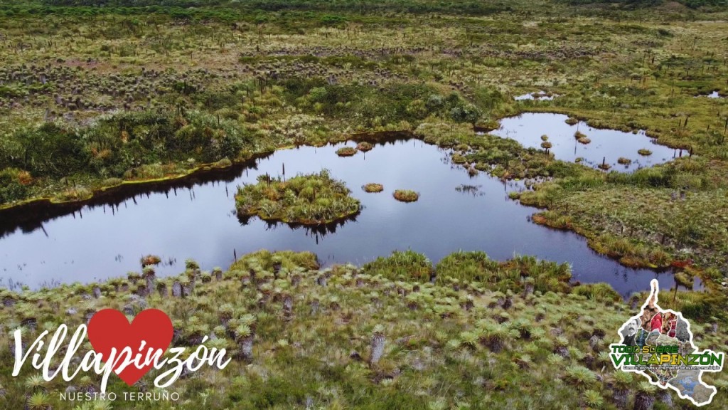 Foto: Laguna del Valle, nacimiento del rio Bogotá de Colombia Villapinzón Cundinamarca desde DRON - Villapinzón Cundinamarca (Cundinamarca), Colombia