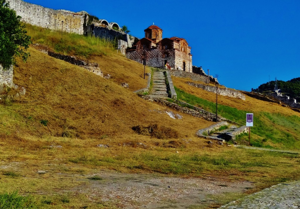 Foto: Rrugica Shën Triadha - Berati (Berat), Albania