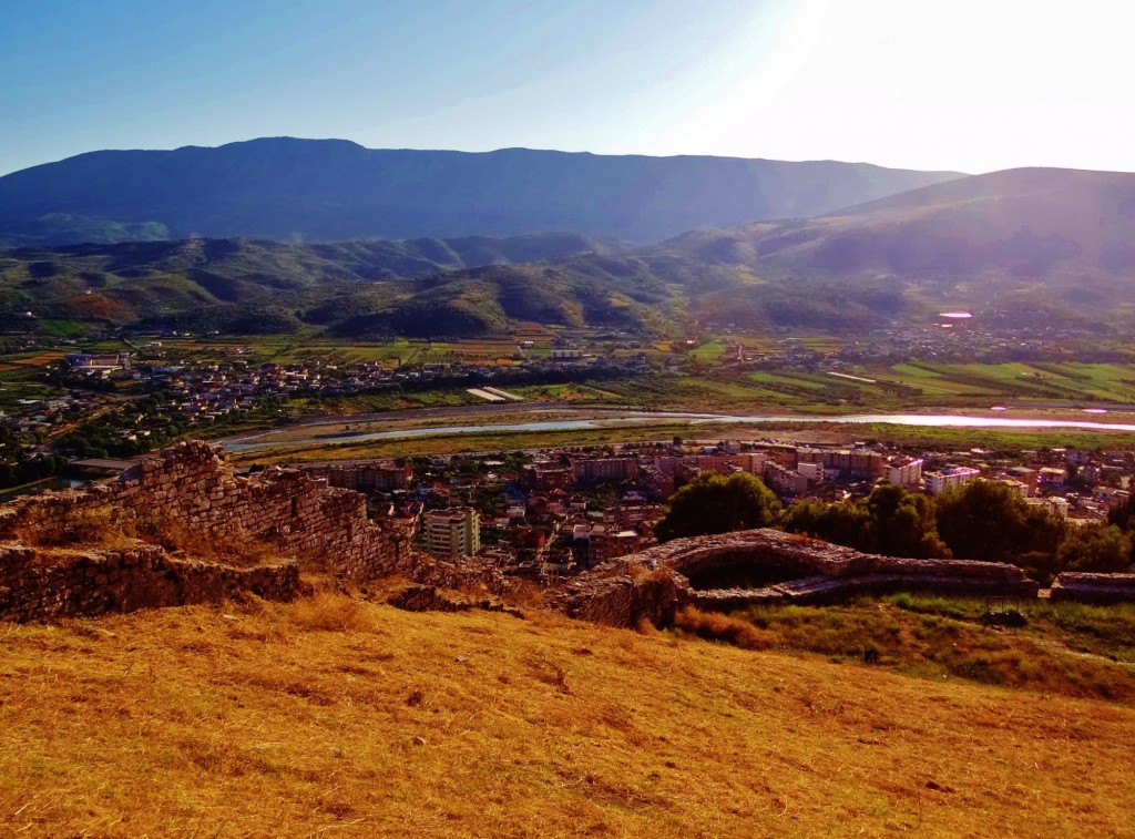 Foto: Rrugica Shën Triadha - Berati (Berat), Albania