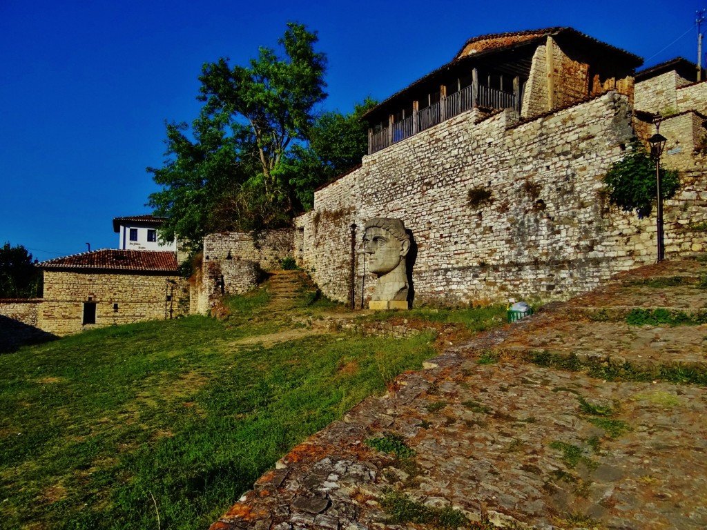 Foto: Kisha e Shën Mëri Vllahernës - Berati (Berat), Albania