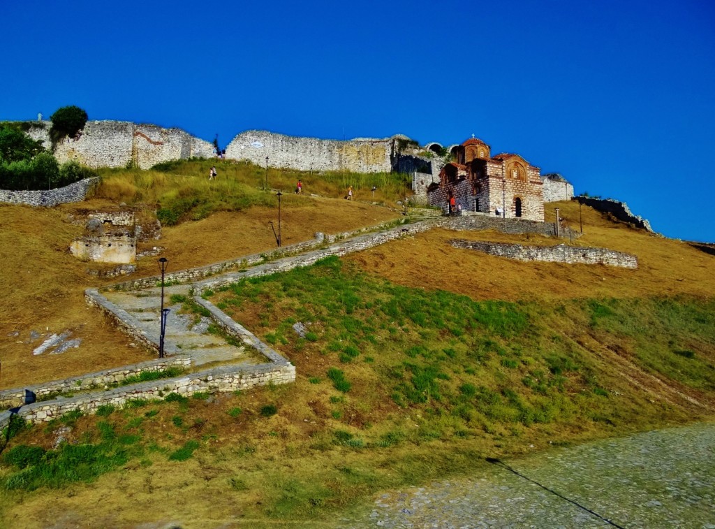 Foto: Rrugica Shën Triadha - Berati (Berat), Albania