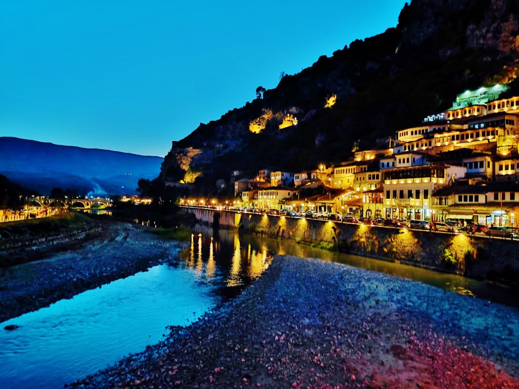 Foto: Mangalem - Berati (Berat), Albania