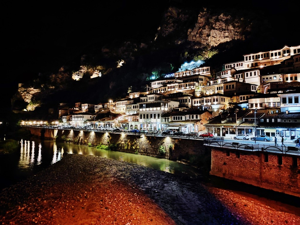 Foto: Mangalem - Berati (Berat), Albania