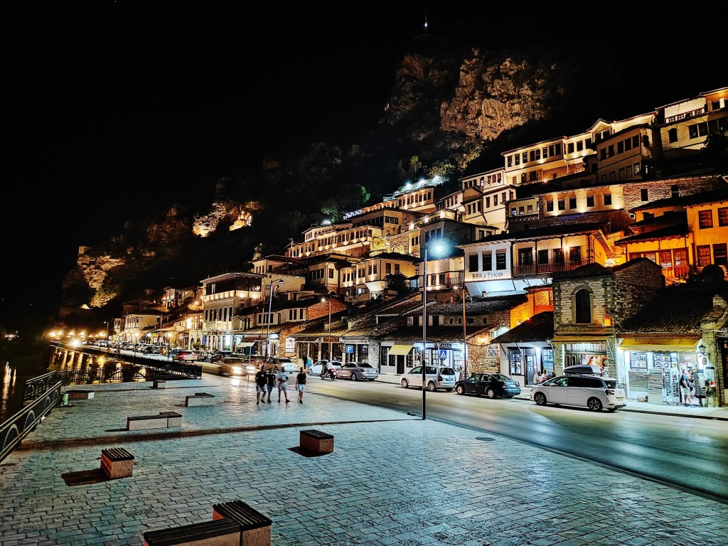 Foto: Mangalem - Berati (Berat), Albania