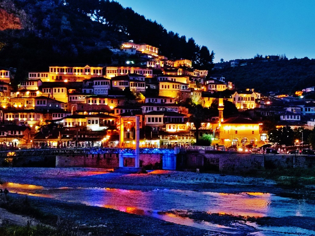 Foto: Mangalem - Berati (Berat), Albania