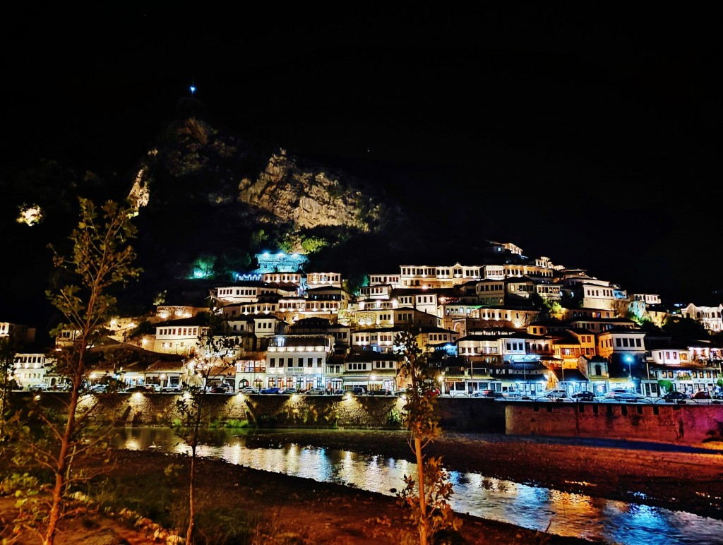 Foto: Mangalem - Berati (Berat), Albania