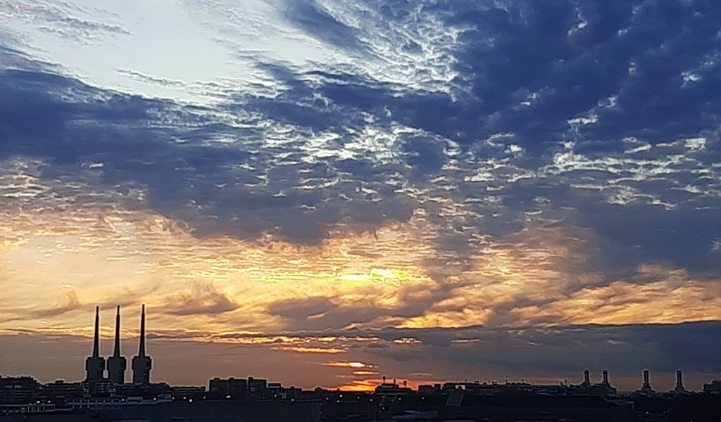 Foto: Amanecer - Sant Adrià de Besós (Barcelona), España