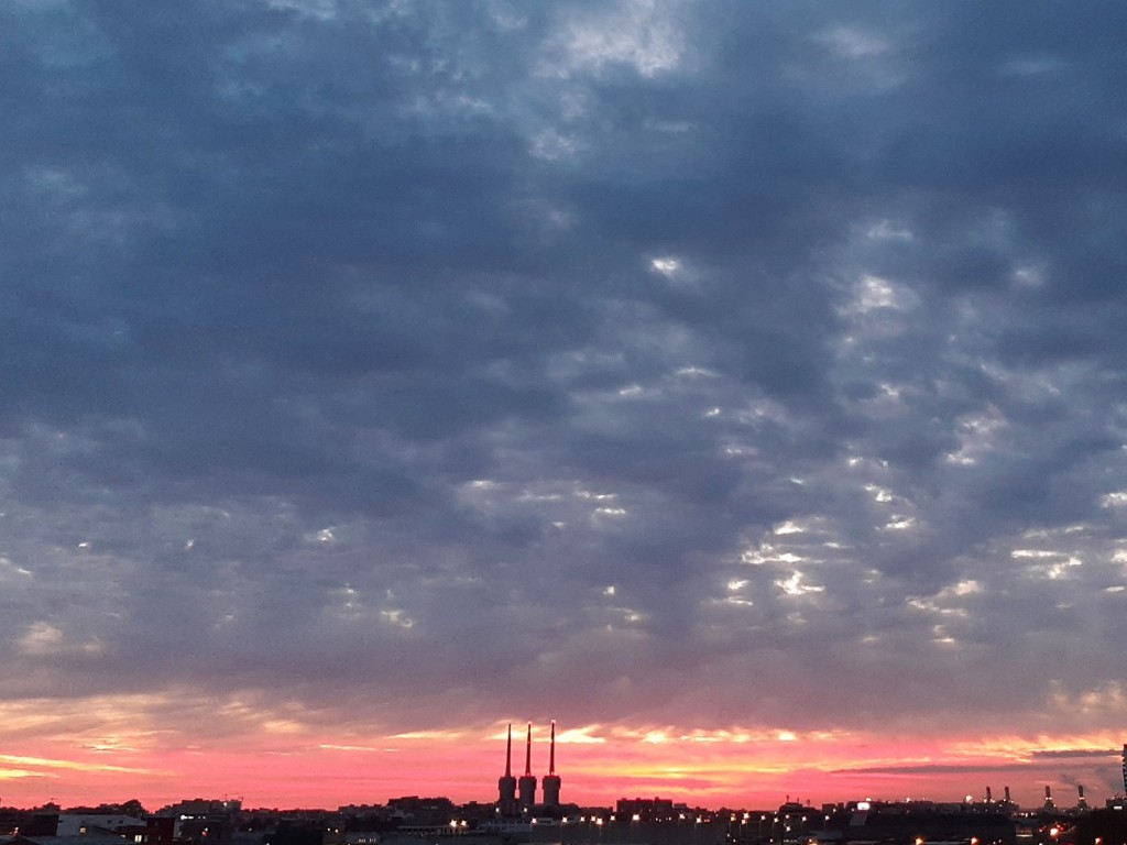 Foto: Amanecer - Sant Adrià de Besós (Barcelona), España