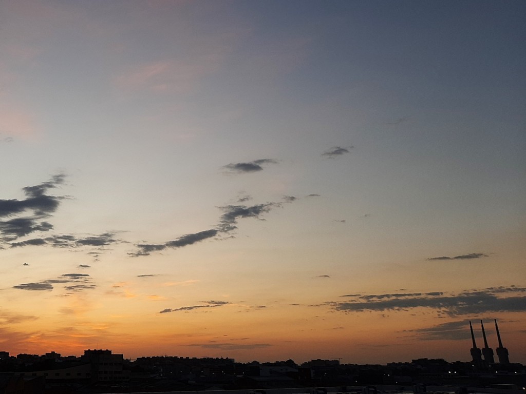 Foto: Amanecer - Sant Adrià de Besós (Barcelona), España