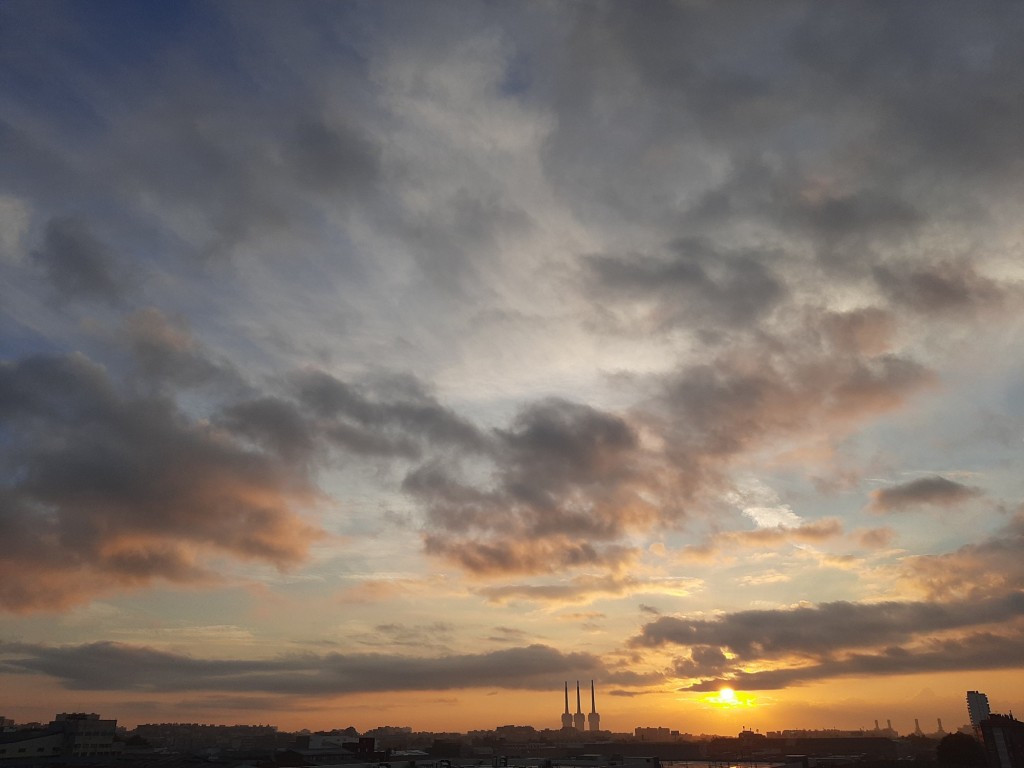 Foto: Amanecer - Sant Adrià de Besós (Barcelona), España