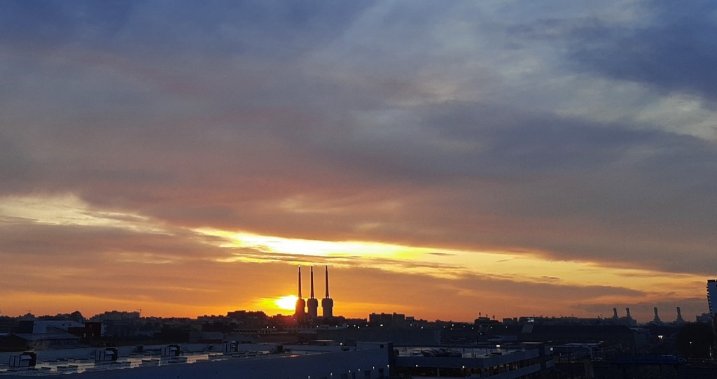 Foto: Amanecer - Sant Adrià de Besós (Barcelona), España