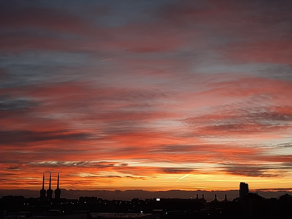 Foto: Amanecer - Sant Adrià de Besós (Barcelona), España