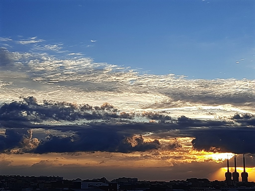 Foto: Amanecer - Sant Adrià de Besós (Barcelona), España