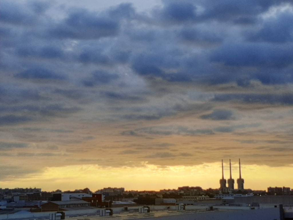 Foto: Amanecer - Sant Adrià de Besós (Barcelona), España