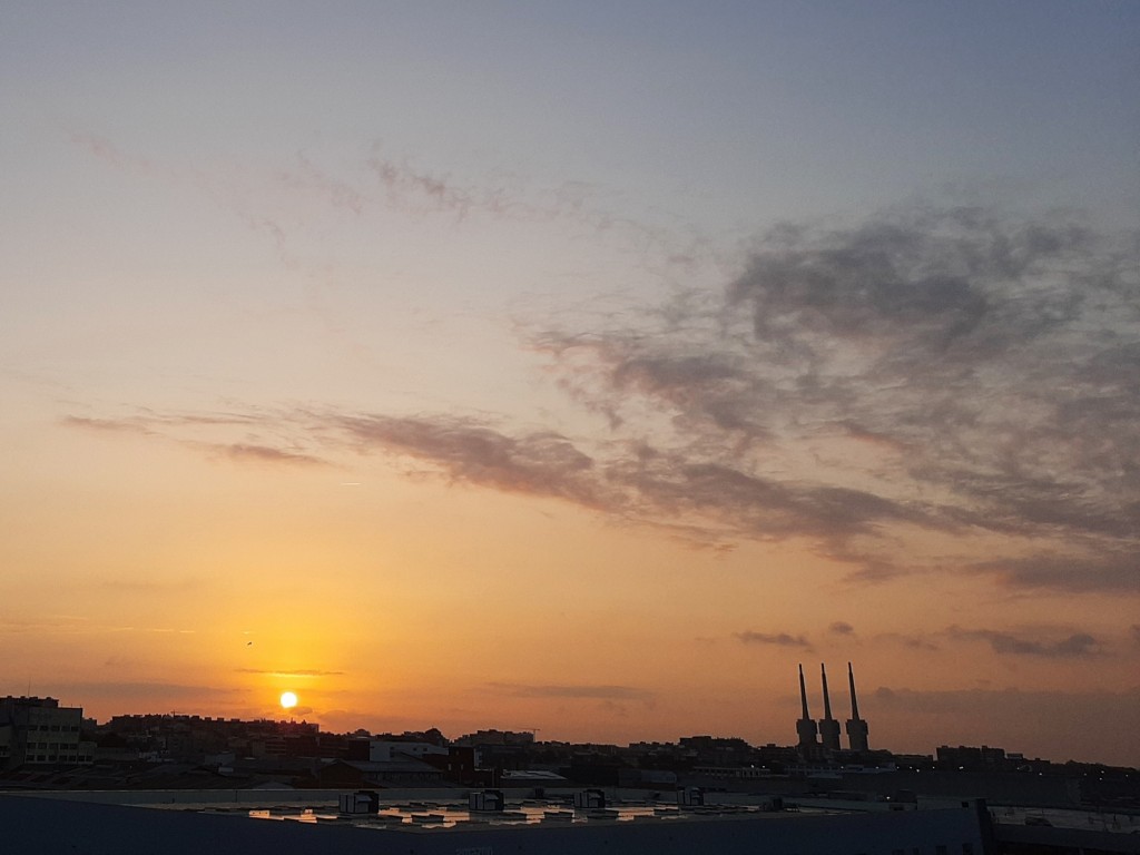 Foto: Amanecer - Sant Adrià de Besós (Barcelona), España