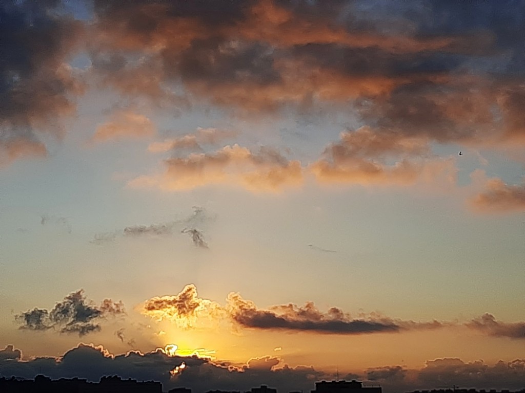 Foto: Amanecer - Sant Adrià de Besós (Barcelona), España