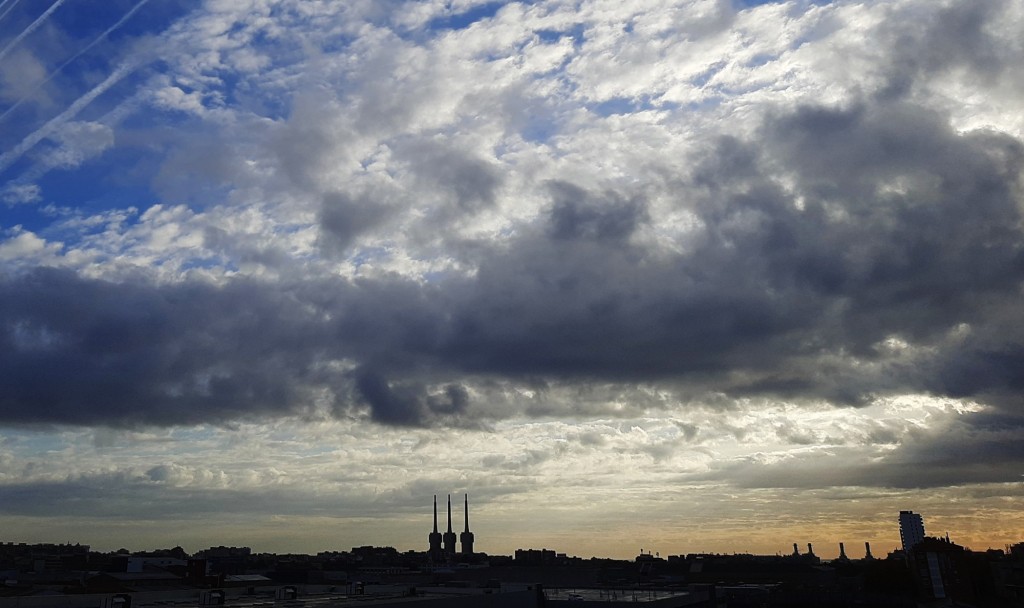 Foto: Amanecer - Sant Adrià de Besós (Barcelona), España