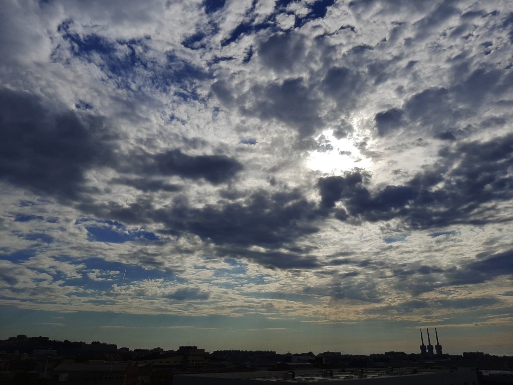 Foto: Amanecer - Sant Adrià de Besós (Barcelona), España