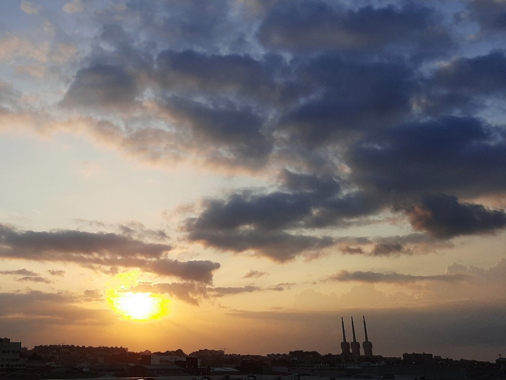 Foto: Amanecer - Sant Adrià de Besós (Barcelona), España